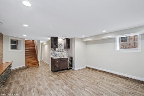 828 E 47th Pl, Chicago, IL 60615 photo 14