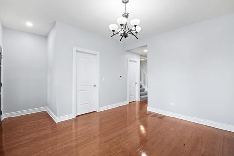 6823 S Artesian Ave, Chicago, IL 60629 photo 14