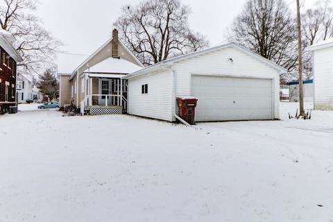 203 E Byron St, Sidney, IL 61877 photo 6