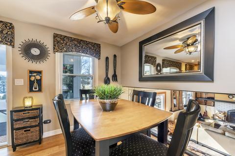 1505 Chestnut St, Elgin, IL 60120 photo 4