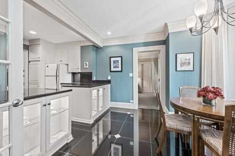 60 E Scott St #301, Chicago, IL 60610 photo 8