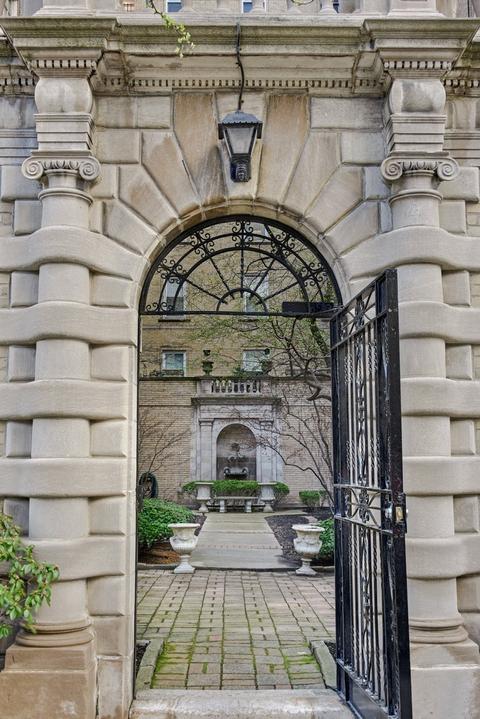 60 E Scott St #301, Chicago, IL 60610 photo 16