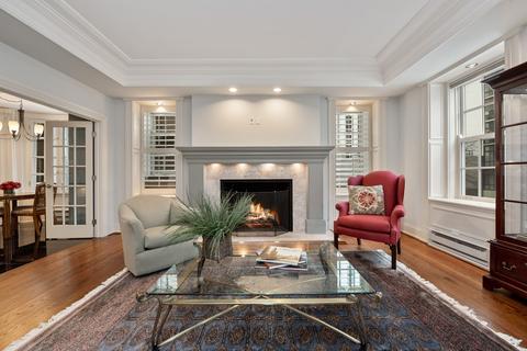 60 E Scott St #301, Chicago, IL 60610 photo 4