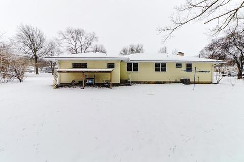 204 E Jefferson St, Philo, IL 61864 photo 5