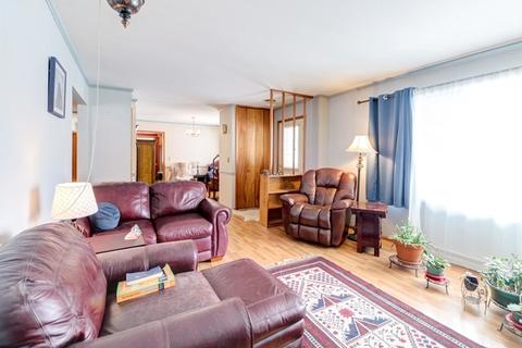 204 E Jefferson St, Philo, IL 61864 photo 9