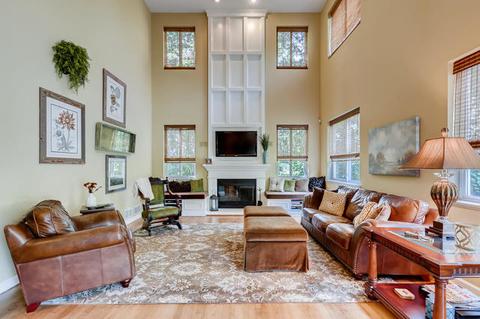 5670 Trinity Ct, Gurnee, IL 60031 photo 8