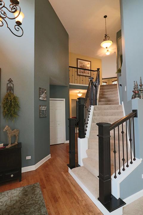 5670 Trinity Ct, Gurnee, IL 60031 photo 5