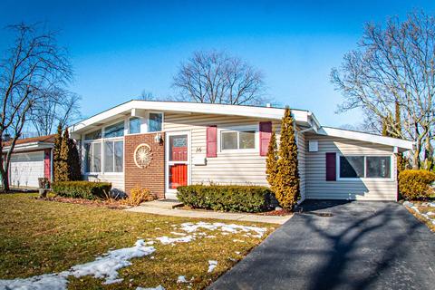16 W Manchester Dr, Wheeling, IL 60090 photo 1