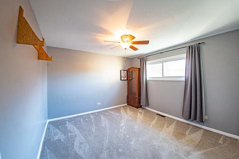 16 W Manchester Dr, Wheeling, IL 60090 photo 14