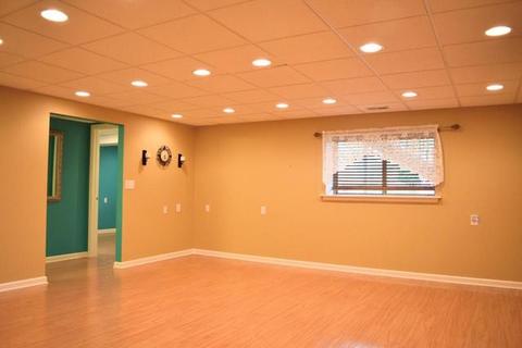 931 Foxpointe Dr, Sycamore, IL 60178 photo 28
