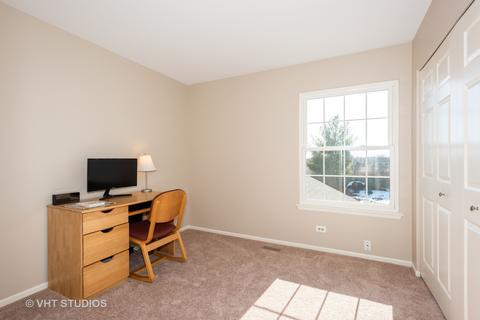 266 Shawnee Cir, Bartlett, IL 60103 photo 18
