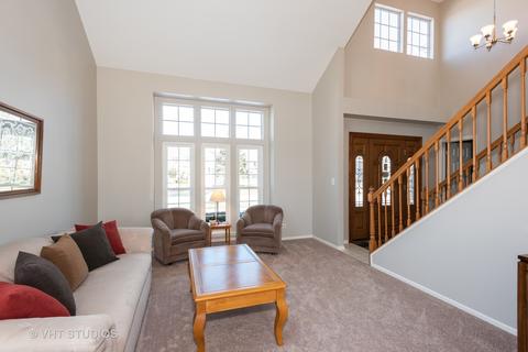 266 Shawnee Cir, Bartlett, IL 60103 photo 4