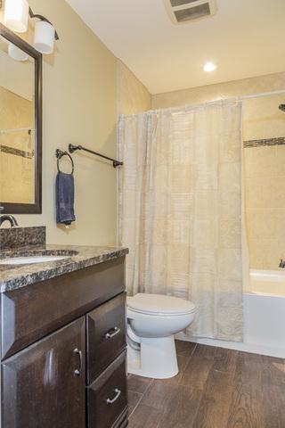 318 Mansfield Ct, Bartlett, IL 60103 photo 6