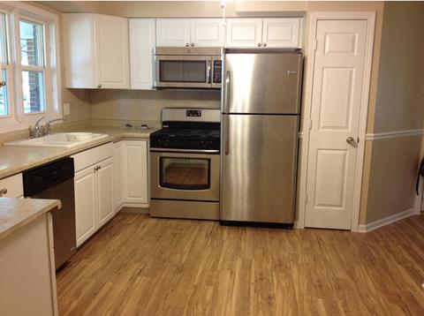 1651 Mark Ave, Elgin, IL 60123 photo 2