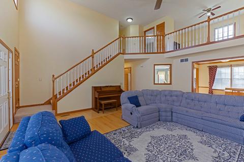 311 Covey Ct, Normal, IL 61761 photo 4