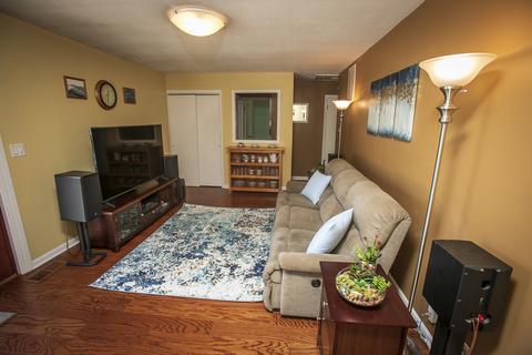 3103 Fremont St, Rolling Meadows, IL 60008 photo 4