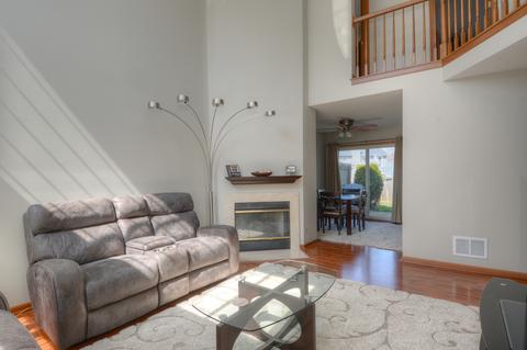 1212 Dunamon Dr, Bartlett, IL 60103 photo 5