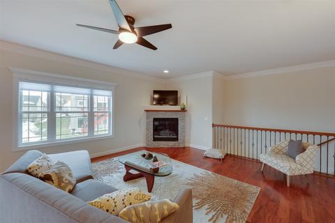 4 Kerry Hall Ct, Bloomington, IL 61705 photo 9