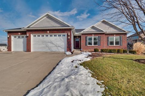 4 Kerry Hall Ct, Bloomington, IL 61705 photo 1