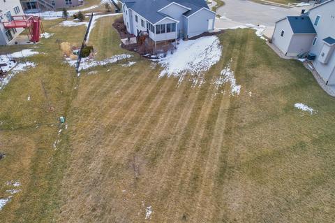 4 Kerry Hall Ct, Bloomington, IL 61705 photo 6