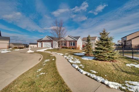 4 Kerry Hall Ct, Bloomington, IL 61705 photo 42