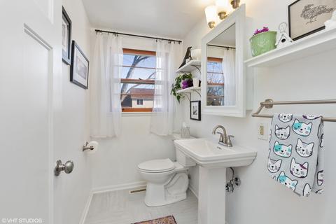 139 N Hale Ave, Bartlett, IL 60103 photo 10