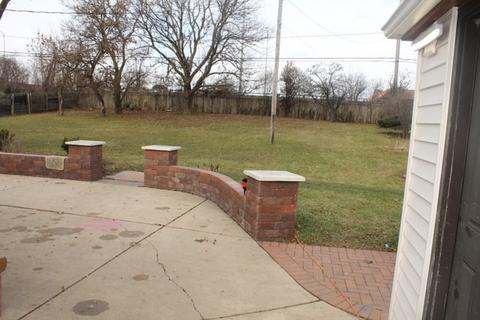 210 Aster Ln, Hoffman Estates, IL 60169 photo 16