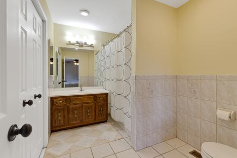 722 Braintree Ln, Bartlett, IL 60103 photo 19