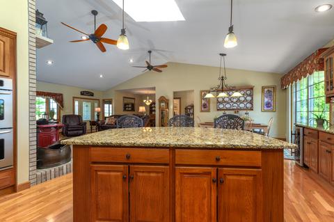 3825 E Sherrill Rd N, Minooka, IL 60447 photo 8
