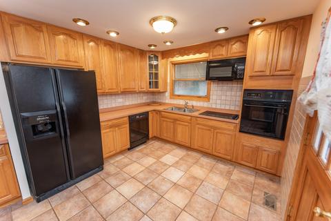7036 Birch St, Bridgeview, IL 60455 photo 12