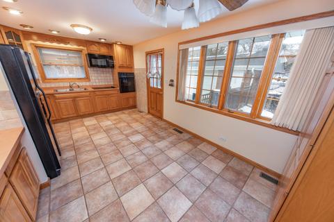 7036 Birch St, Bridgeview, IL 60455 photo 10