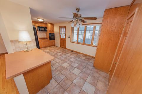 7036 Birch St, Bridgeview, IL 60455 photo 9