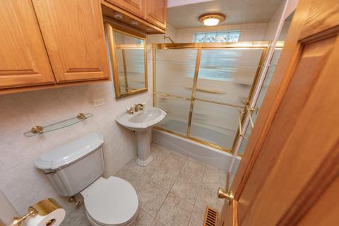 7036 Birch St, Bridgeview, IL 60455 photo 23
