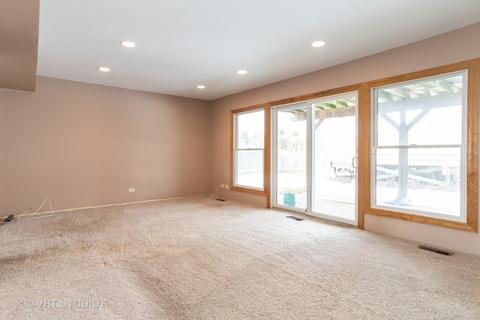 1040 Nottingham Ln, Hoffman Estates, IL 60169 photo 5
