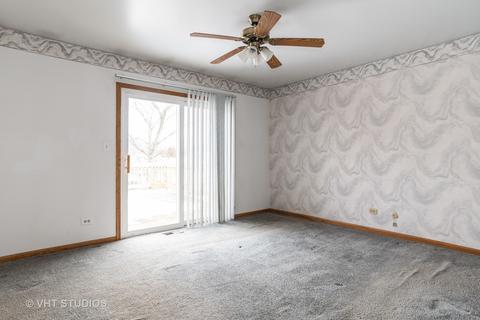 1040 Nottingham Ln, Hoffman Estates, IL 60169 photo 6