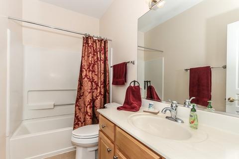 4231 Whitehall Ln, Algonquin, IL 60102 photo 14