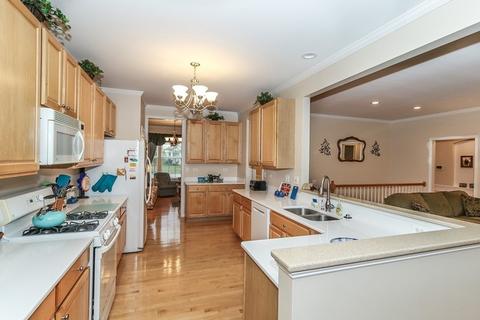 4231 Whitehall Ln, Algonquin, IL 60102 photo 4