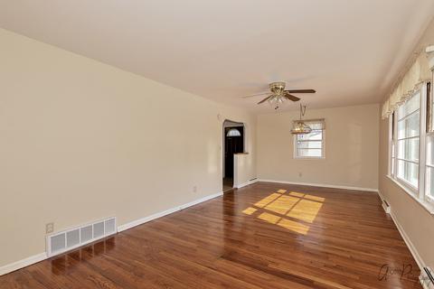 5002 Willow Ln, Mchenry, IL 60050 photo 4