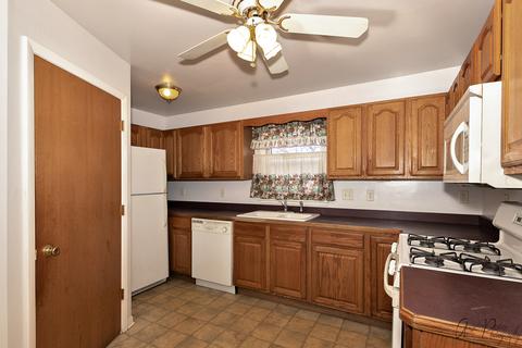 5002 Willow Ln, Mchenry, IL 60050 photo 7