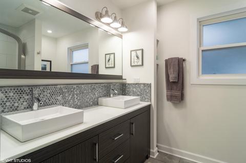4138 N Whipple St, Chicago, IL 60618 photo 9