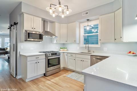4138 N Whipple St, Chicago, IL 60618 photo 4