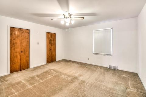 148 S Sangamon St, Bement, IL 61813 photo 6