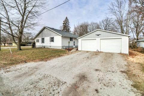 148 S Sangamon St, Bement, IL 61813 photo 23