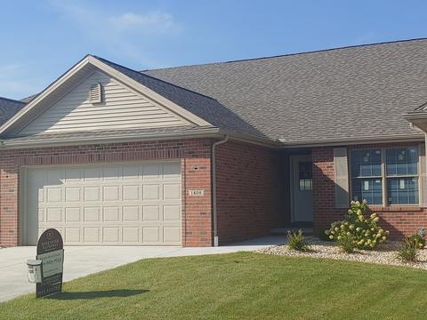 1408 Monterey Pine Dr, Normal, IL 61761 photo 2