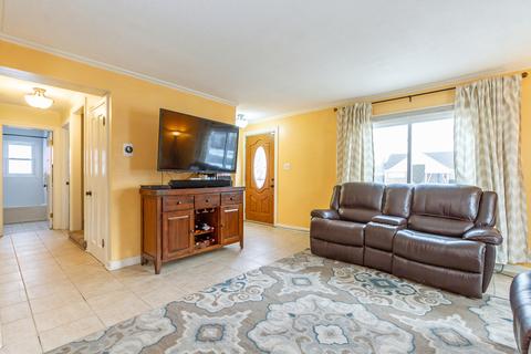 2102 Ruby St, Melrose Park, IL 60164 photo 5