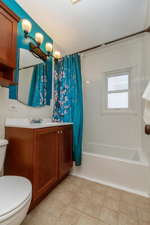 2102 Ruby St, Melrose Park, IL 60164 photo 11