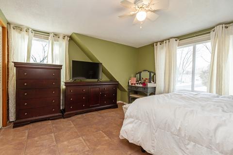 2102 Ruby St, Melrose Park, IL 60164 photo 13