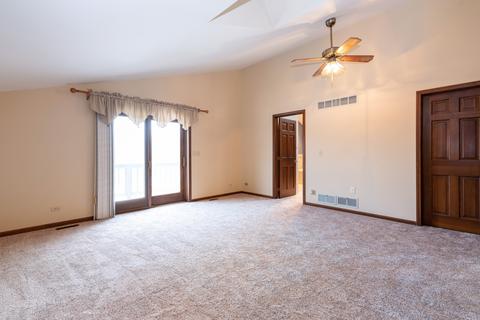 40 W516 Bowes Rd, Elgin, IL 60124 photo 14