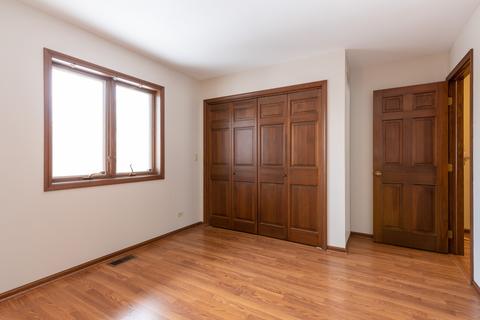 40 W516 Bowes Rd, Elgin, IL 60124 photo 8