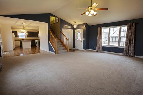 1901 Saltonstall Dr, Normal, IL 61761 photo 7